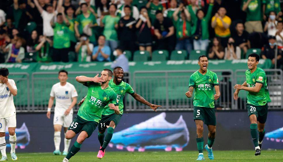 英雄联盟比赛-包含赛地聚焦——NBA总决赛清晨热度飙升，北京国安扳平良机，质疑声仍在，轮换策略成焦点的词条